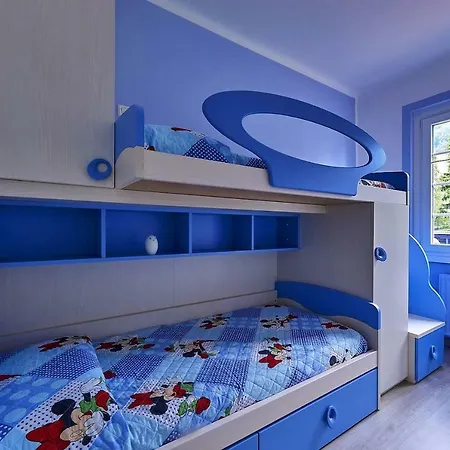 Blue Lake Village * Lierna
